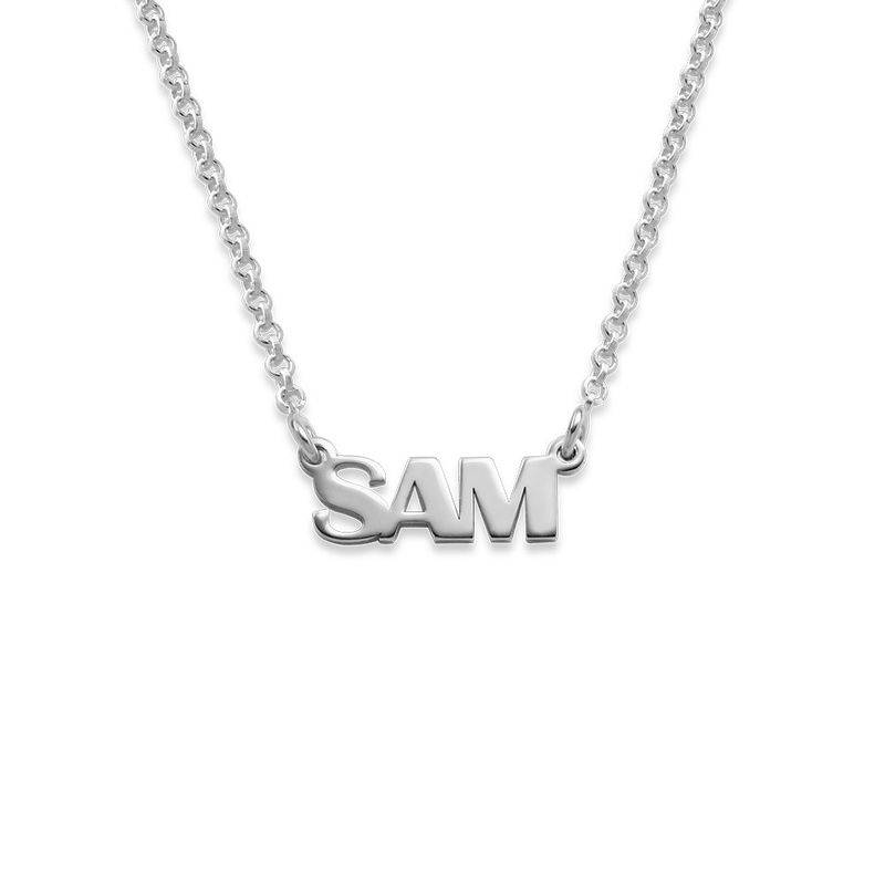 Capital Letters Name Necklace in Sterling Silver-1 produkt billede