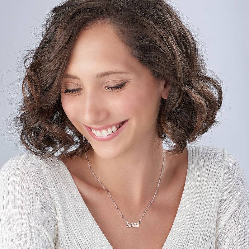 Capital Letters Name Necklace in Sterling Silver-2 produkt billede