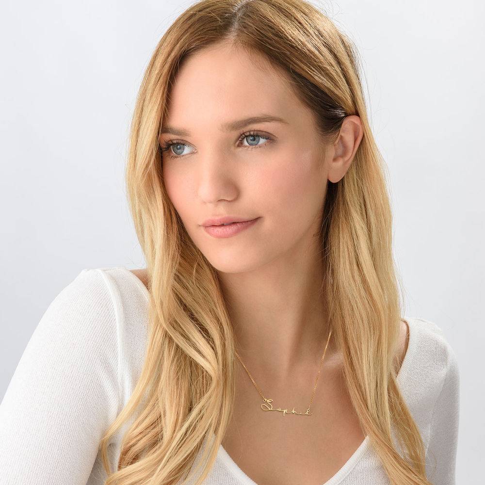 Signature Style Name Necklace - Gold Plated-4 produkt billede